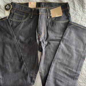 NEW Levis jeans size 30/32